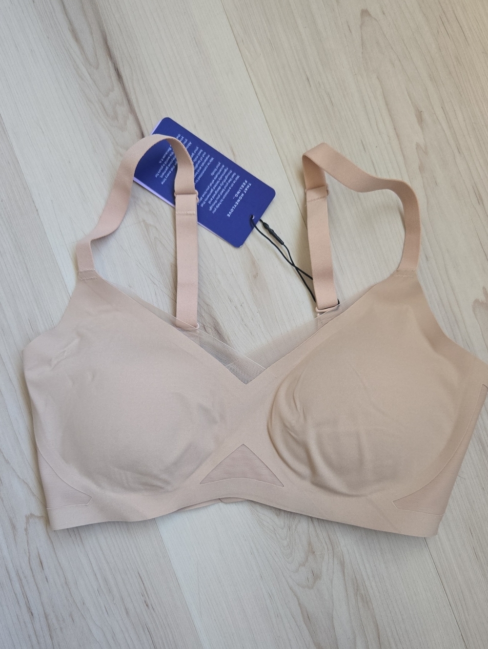 NWT Honeylove CrossOver Bra, Nude, Size Small
